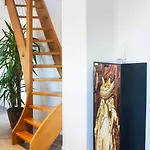 Big Mama With Mobile Aircon, Free Parking Апартаменты