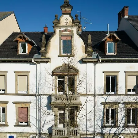 Big Mama With Mobile Aircon, Free Parking شقة