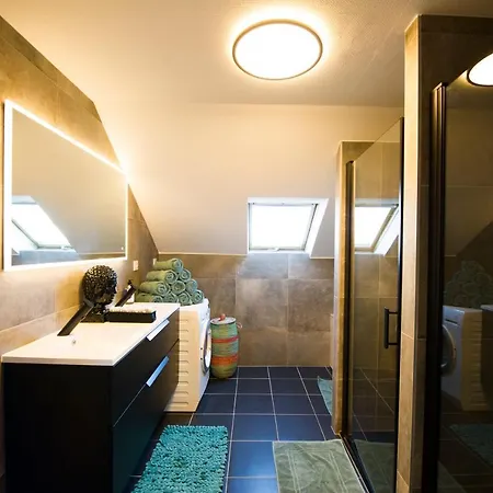 Appartamento Big Mama With Mobile Aircon, Free Parking *