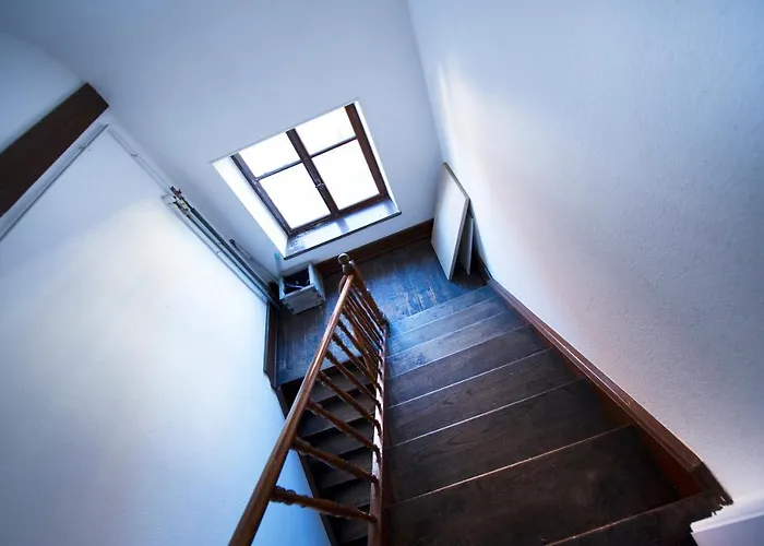 Big Mama With Mobile Aircon, Free Parking Colmar