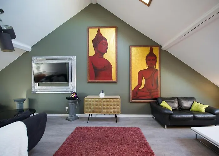 Big Mama With Mobile Aircon, Free Parking Appartamento Colmar