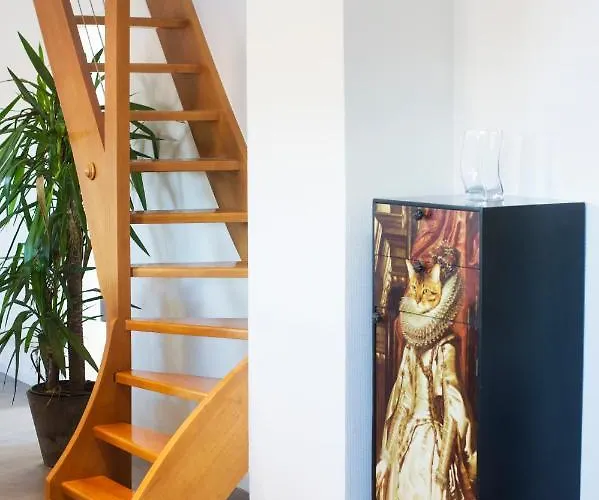 Big Mama With Mobile Aircon, Free Parking Appartamento