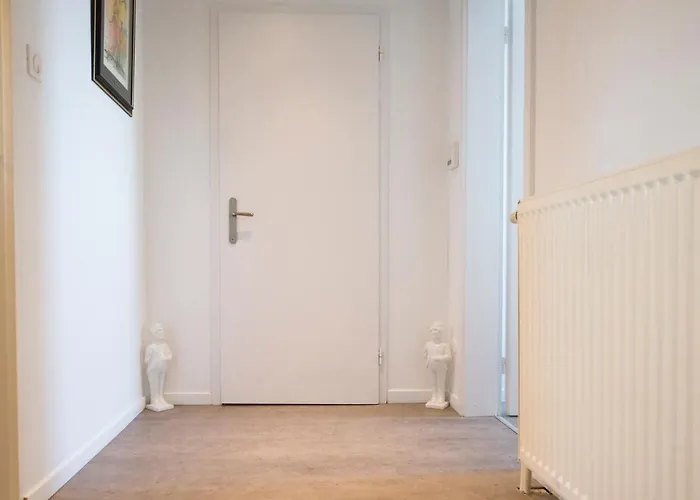 Big Mama With Mobile Aircon, Free Parking Appartamento *